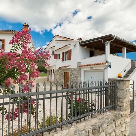 Apartment Bulada
