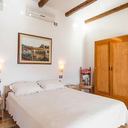 Bulada Apartment