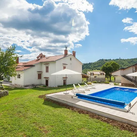Bulada Apartment